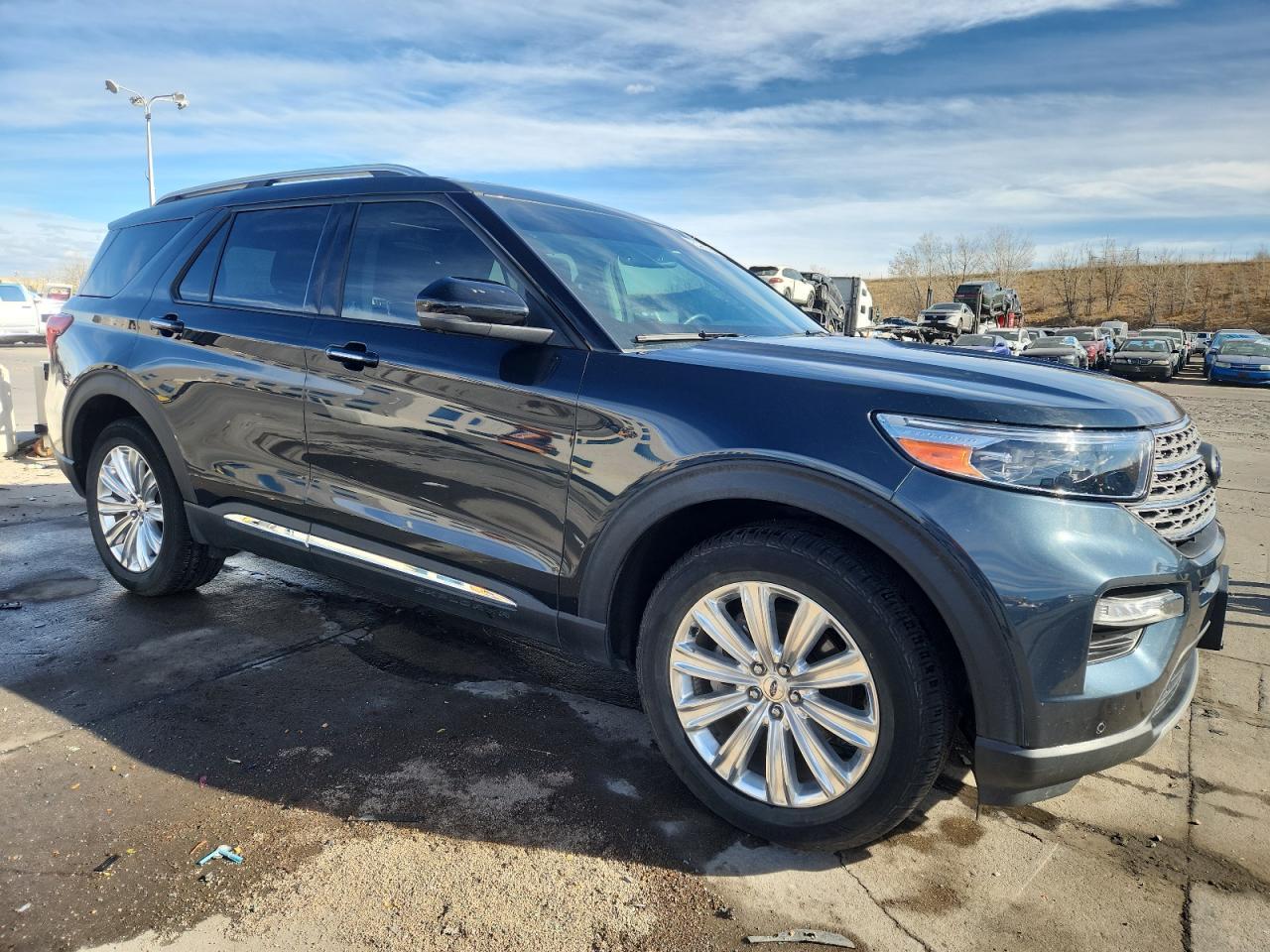 2022 Ford Explorer Limited - Image 4