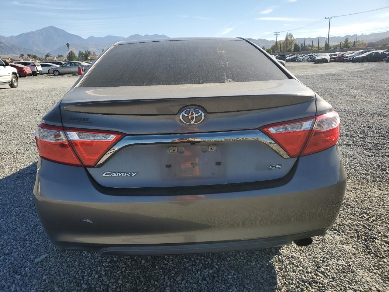 2016 Toyota Camry Le - Фото 6
