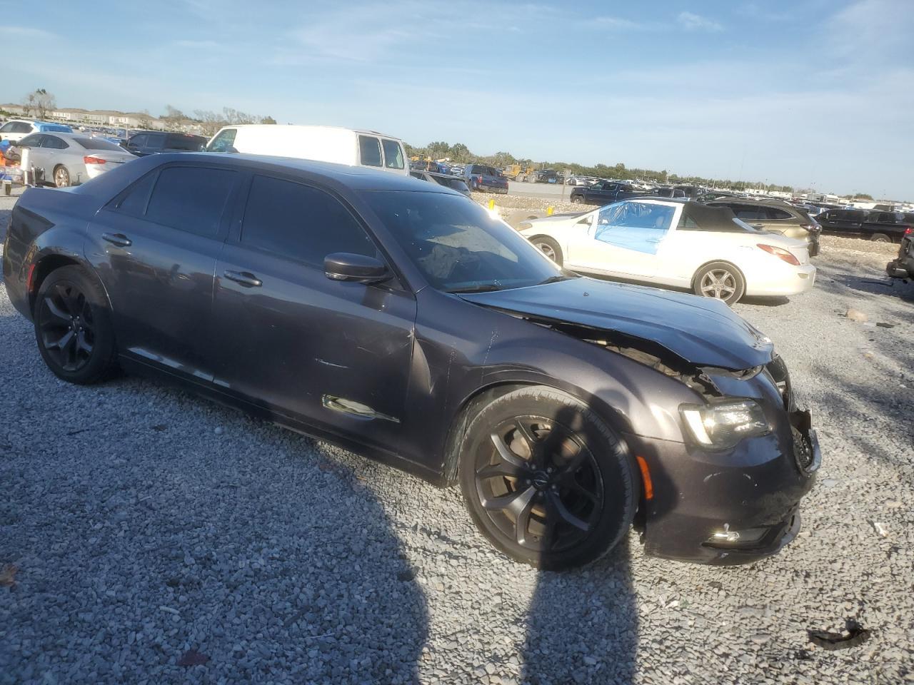 2021 Chrysler 300 S - Image 4