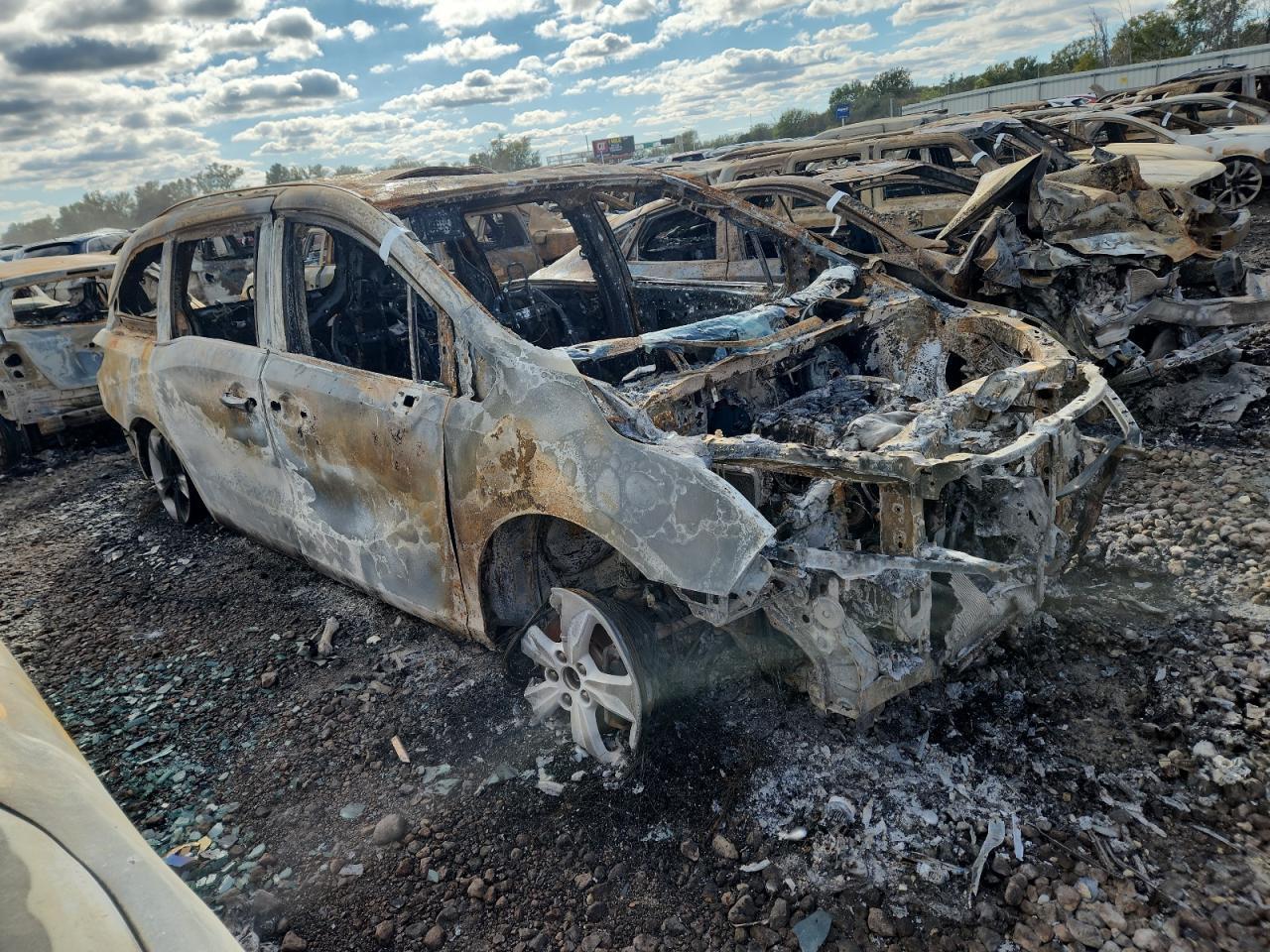 2020 Honda Odyssey Touring - Image 4