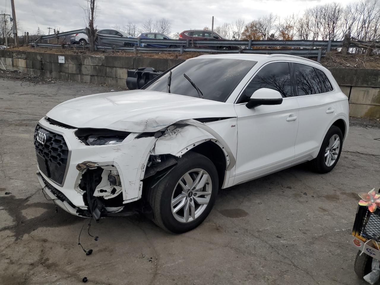 2023 Audi Q5 Premium 45