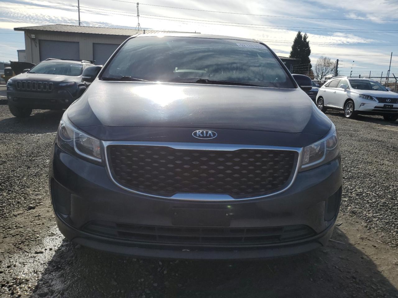 2016 Kia Sedona Lx - Фото 5