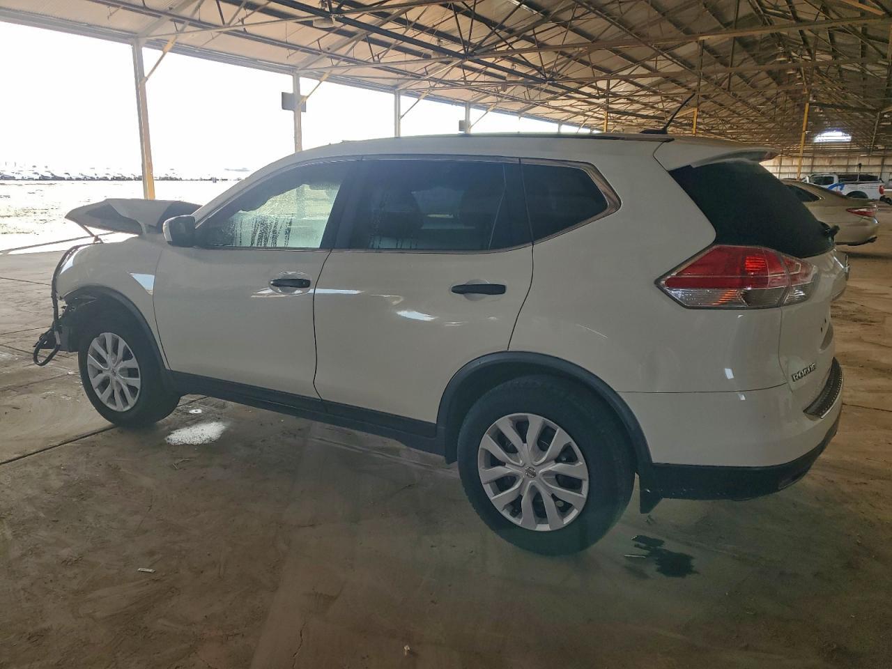 2016 Nissan Rogue S - Фото 2