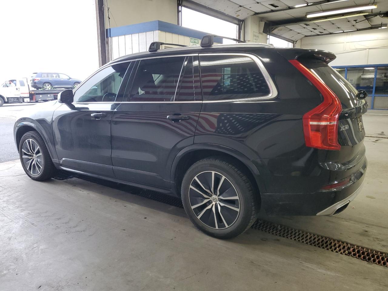 2020 Volvo Xc90 T6 Momentum - Фото 2