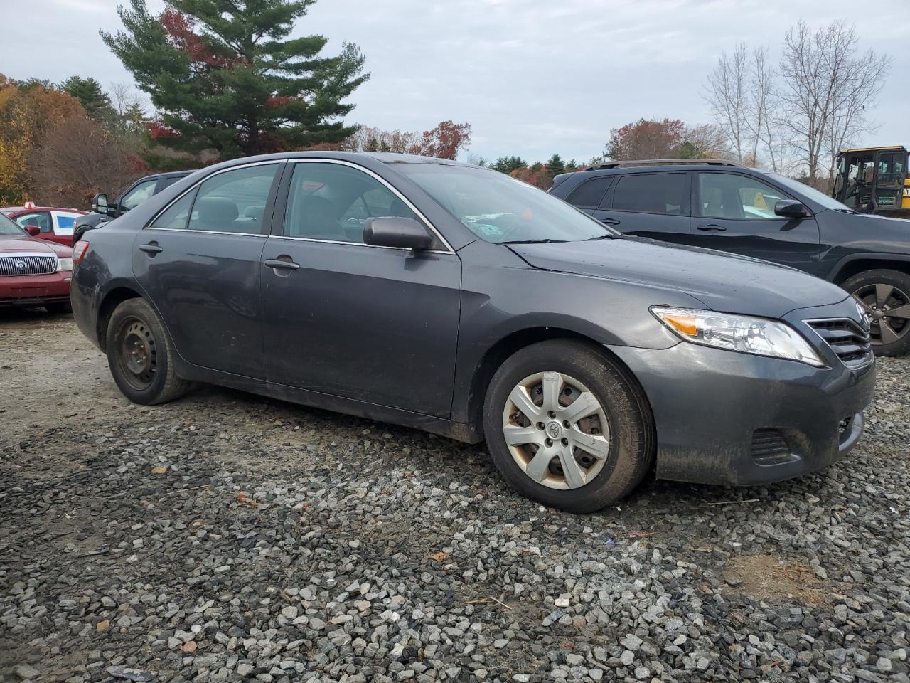 2010 Toyota Camry Le - Фото 4