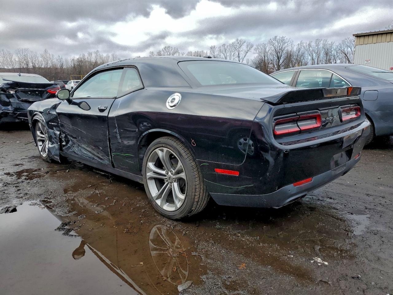2020 Dodge Challenger R/T - Фото 2