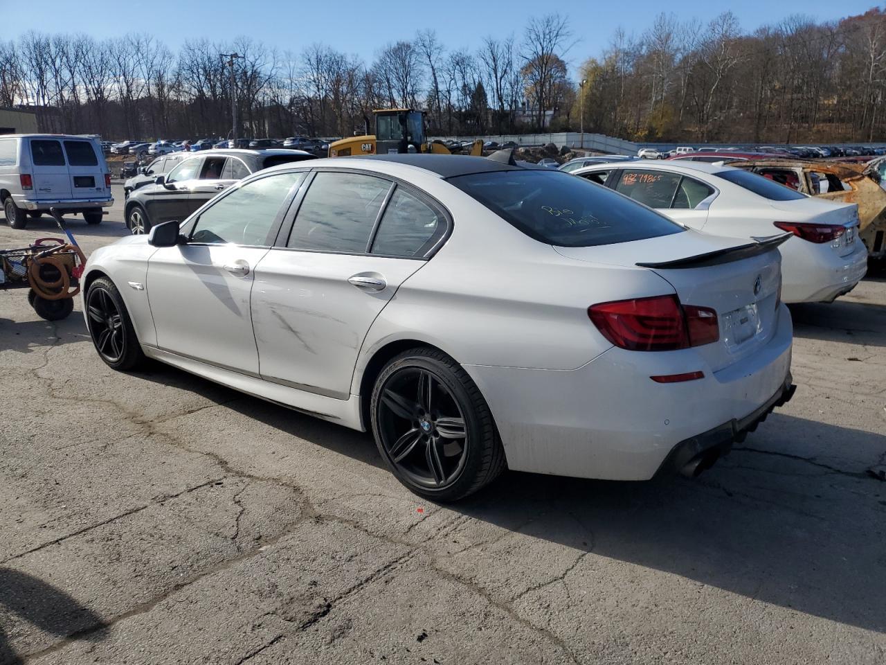 2013 BMW 535 Xi - Фото 2