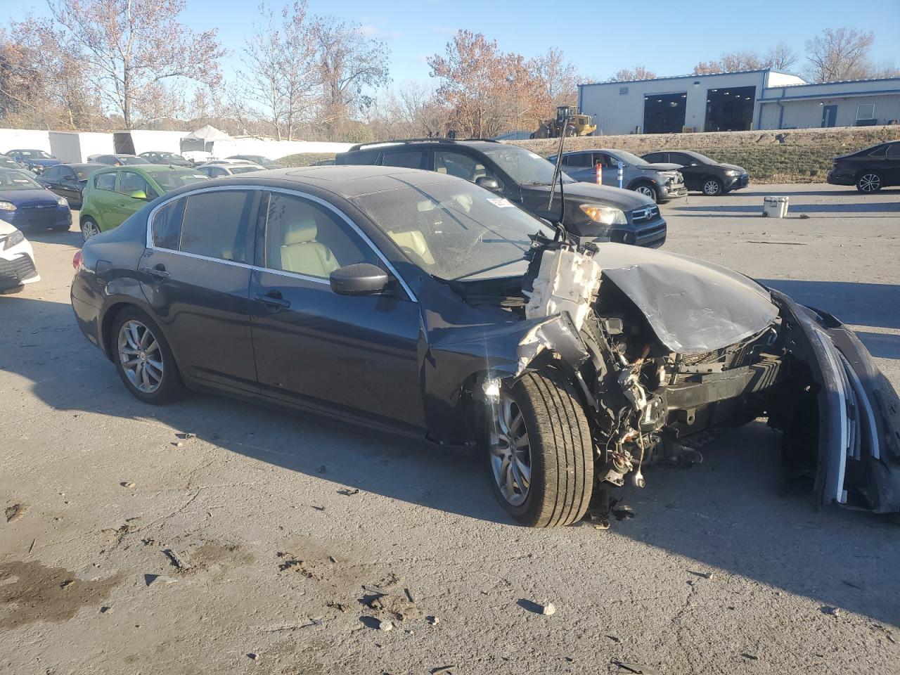 2009 Infiniti G37 Base - Image 4