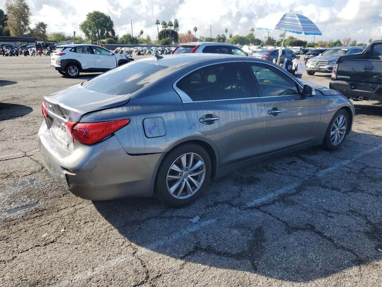 2015 Infiniti Q50 Base - Фото 3