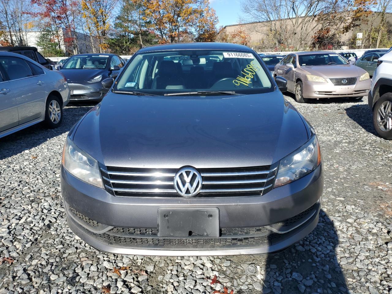 2015 Volkswagen Passat S - Image 5