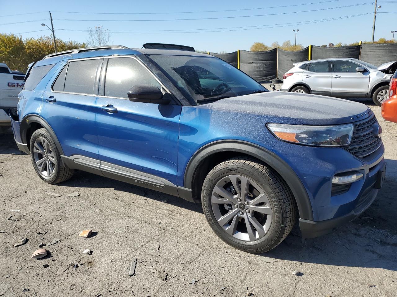 2022 Ford Explorer Xlt - Image 4