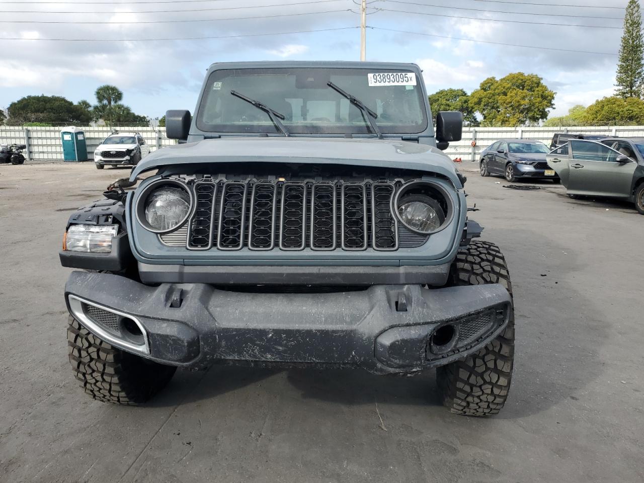 2025 Jeep Gladiator Sport - Фото 5