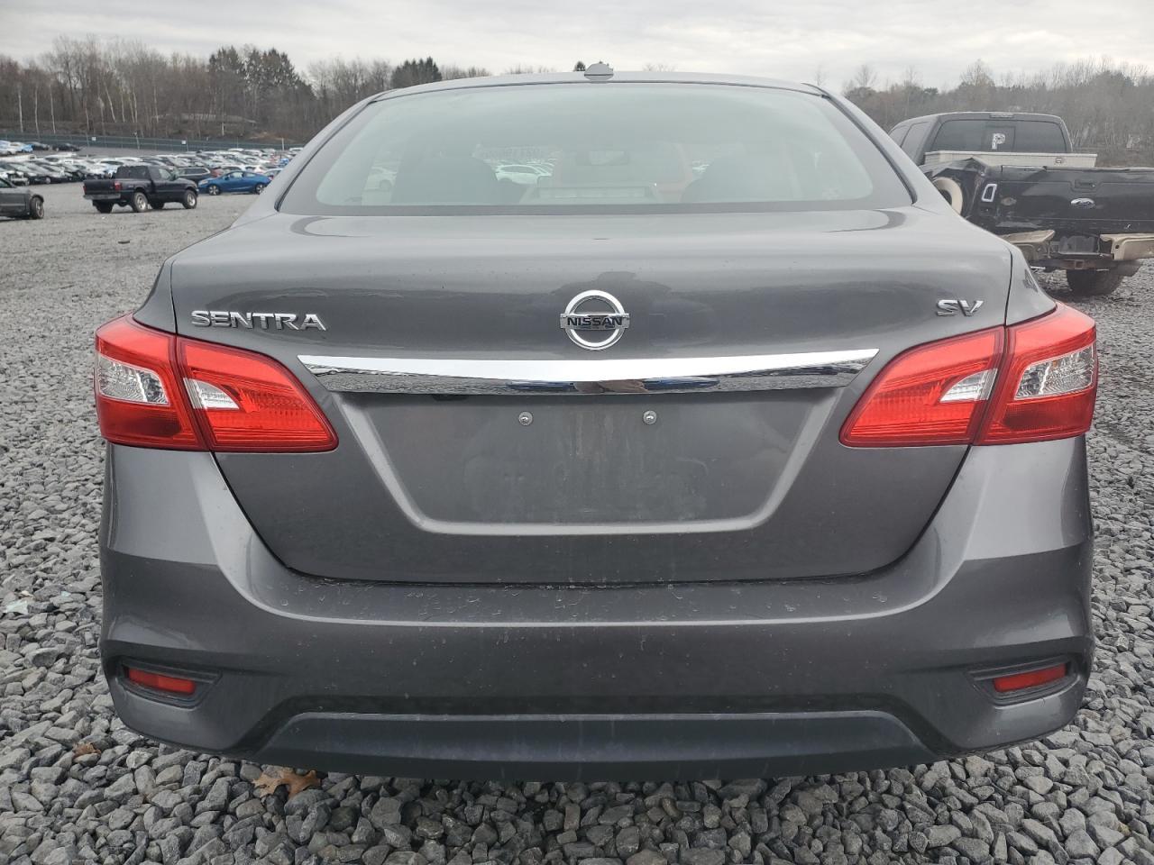 2019 Nissan Sentra S - Фото 6