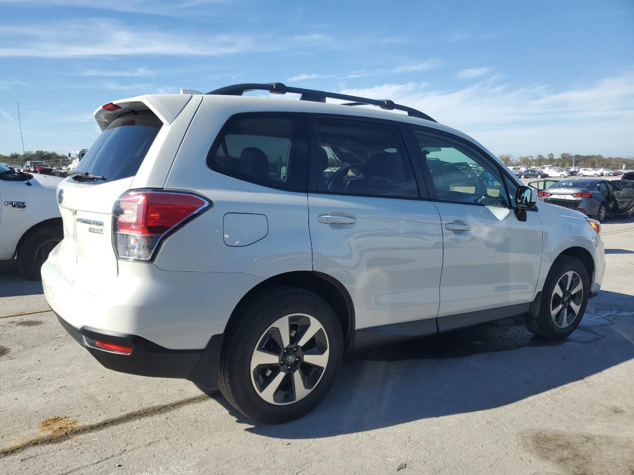 2017 Subaru Forester - Image 3