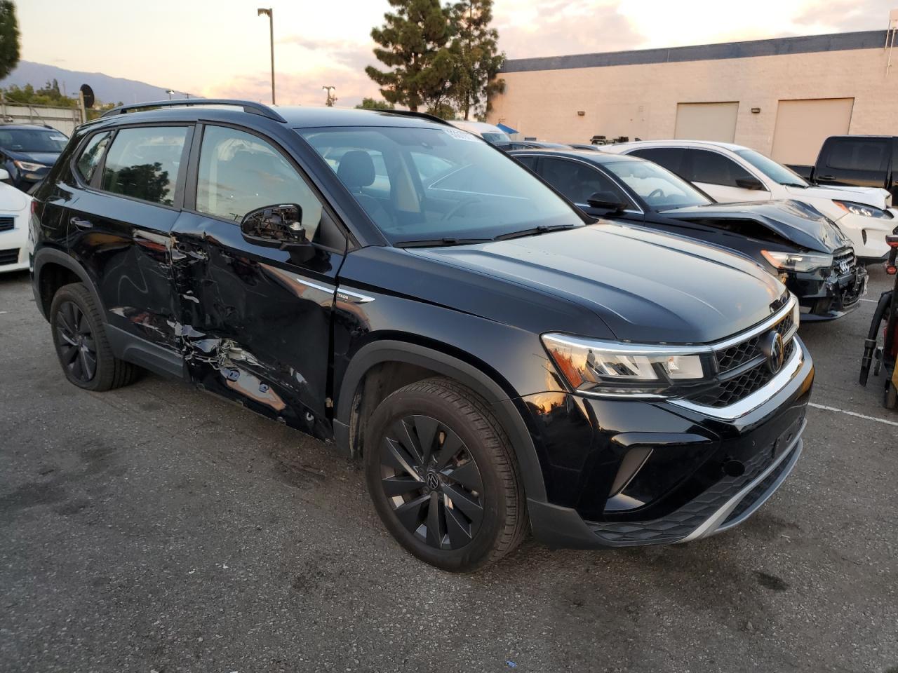 2023 Volkswagen Taos S - Фото 4