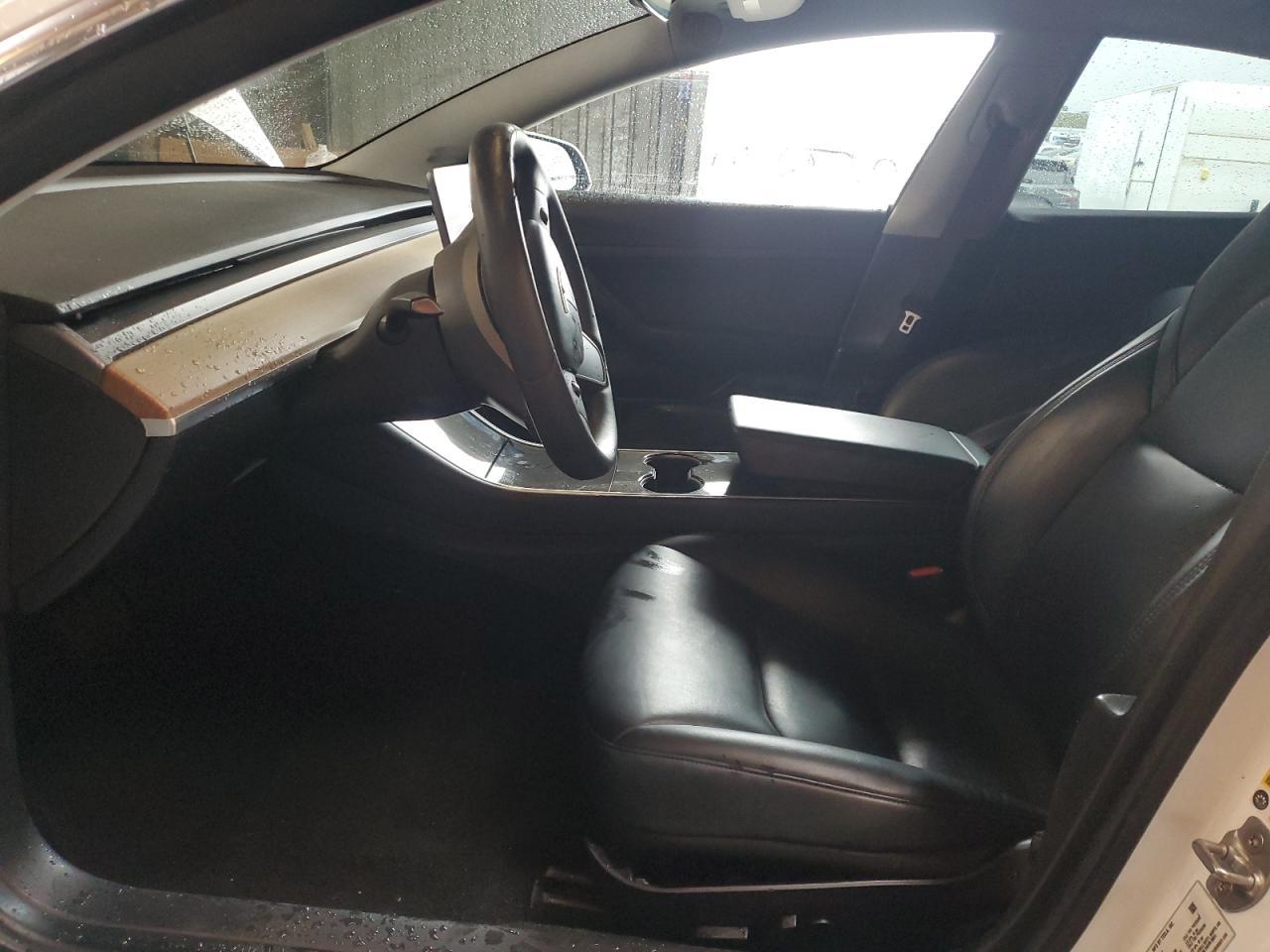 2020 Tesla Model 3 - Image 7