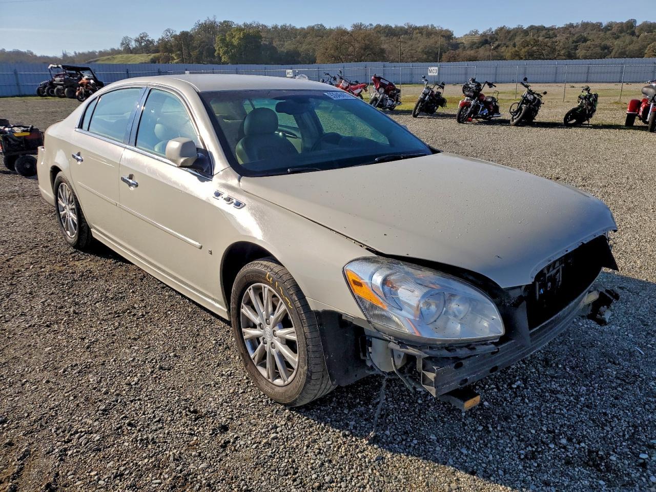2010 Buick Lucerne Cxl - Image 4