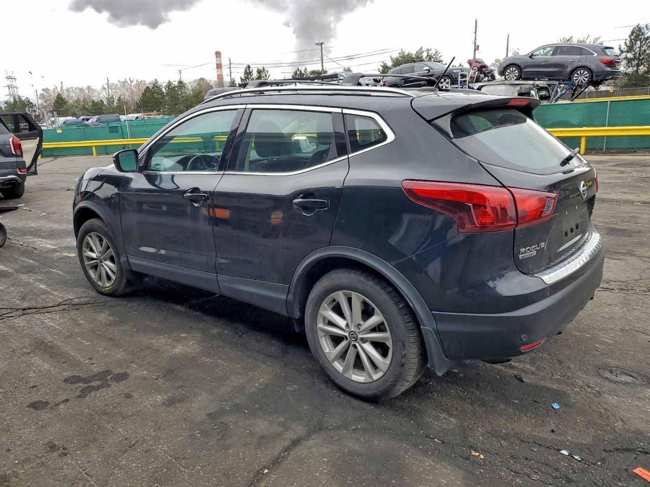 2019 Nissan Rogue Sport S - Image 2