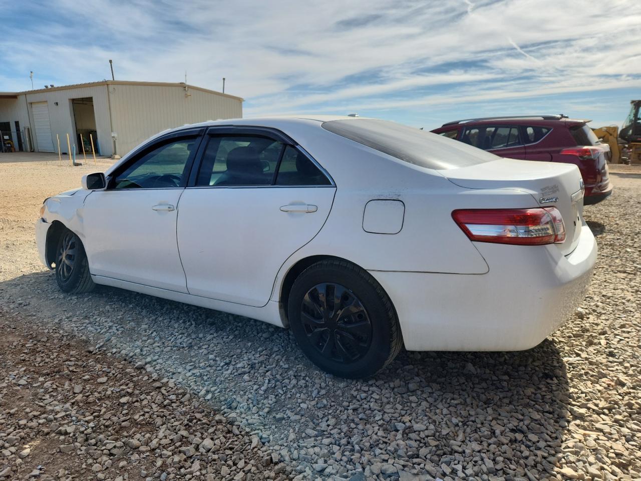 2011 Toyota Camry Base - Фото 2