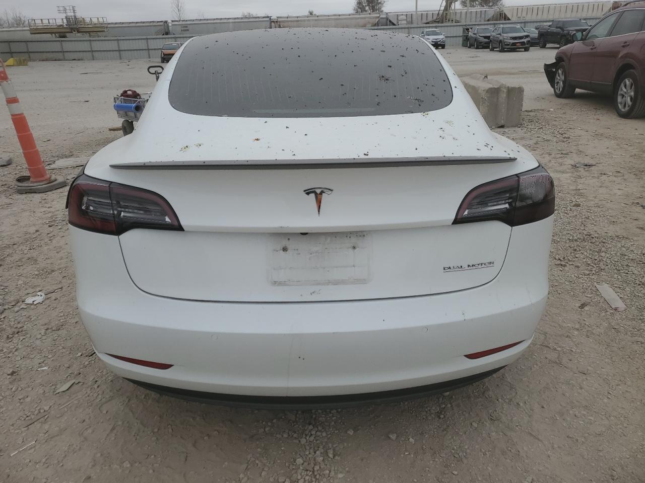 2018 Tesla Model 3 - Фото 6