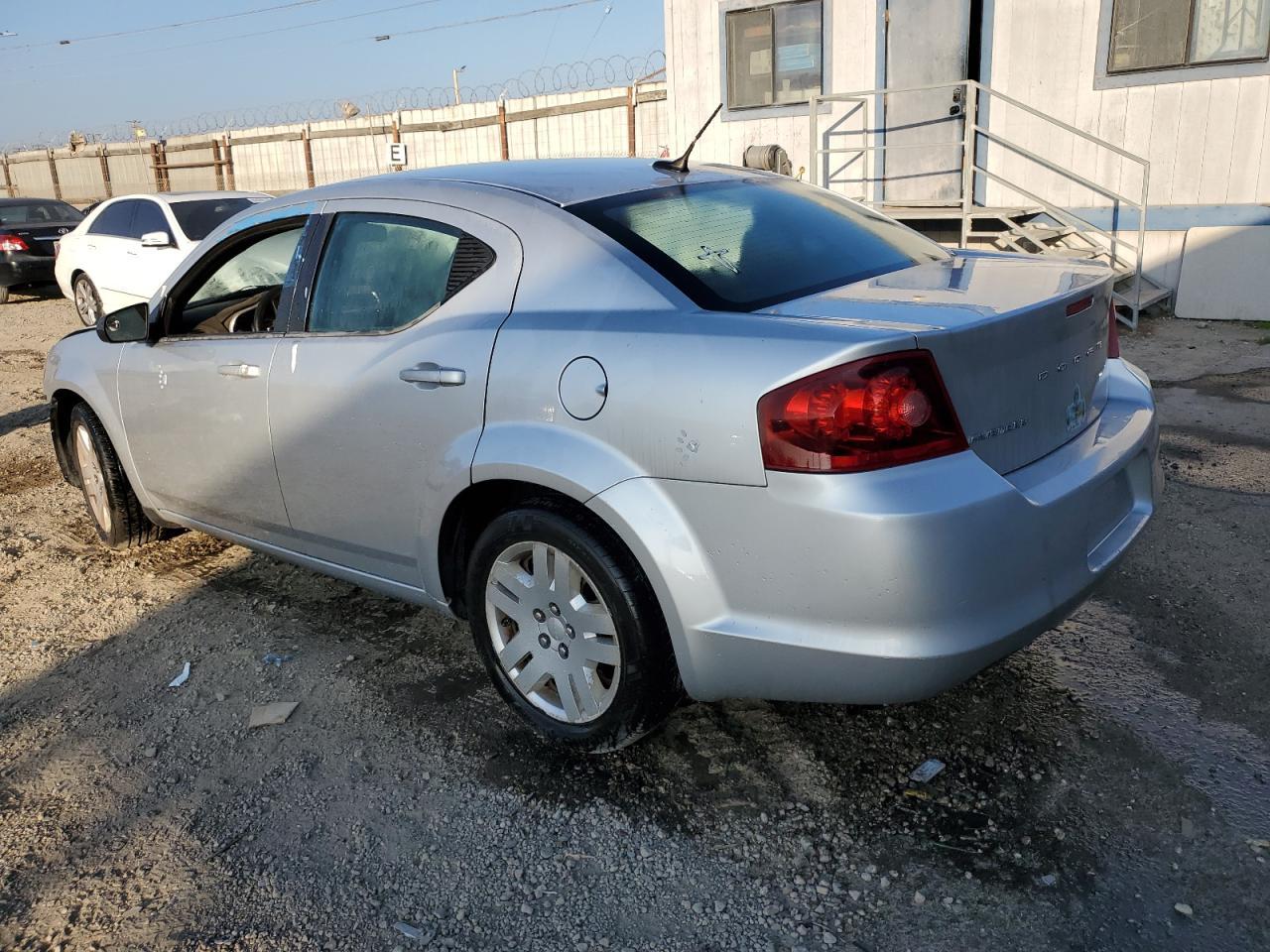 2012 Dodge Avenger Se - Фото 2