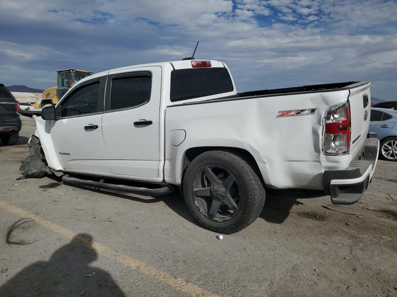 2017 Chevrolet Colorado - Фото 2