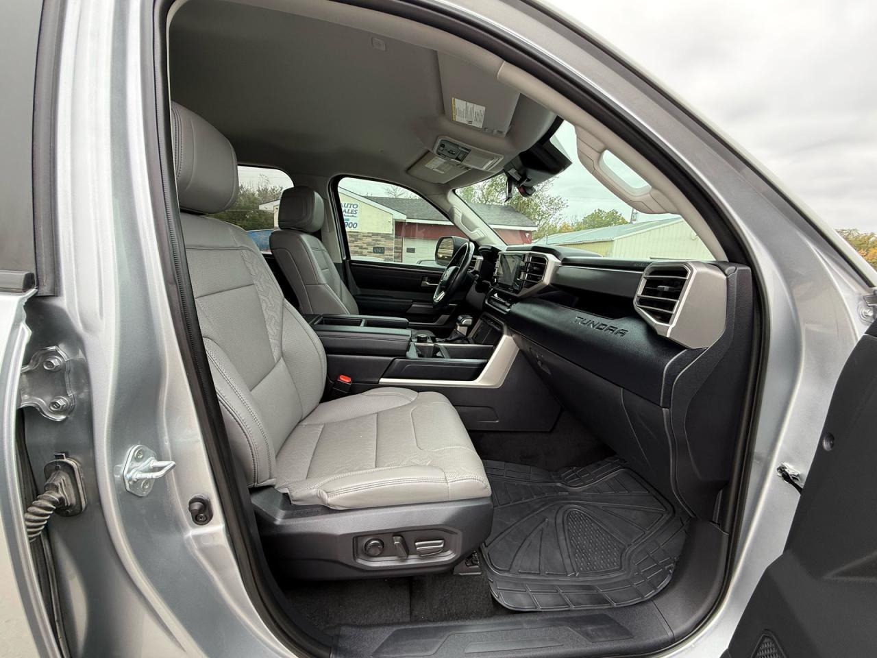 2024 Toyota Tundra Crewmax Sr - Фото 5