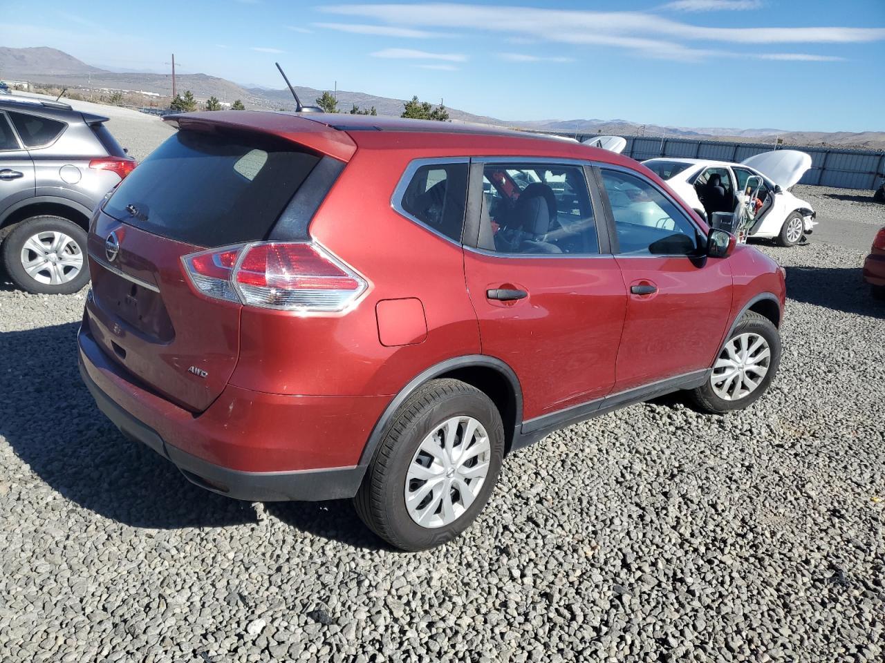 2016 Nissan Rogue S - Image 3