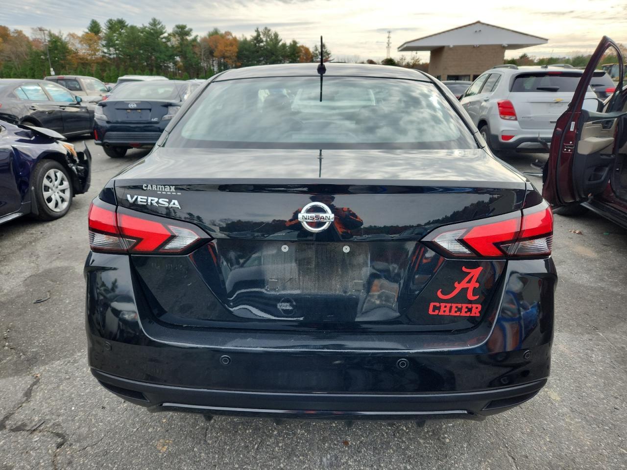 2021 Nissan Versa S - Фото 6