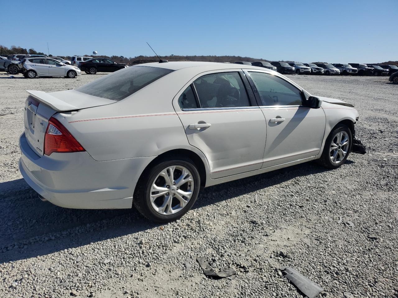 2012 Ford Fusion Se - Image 3