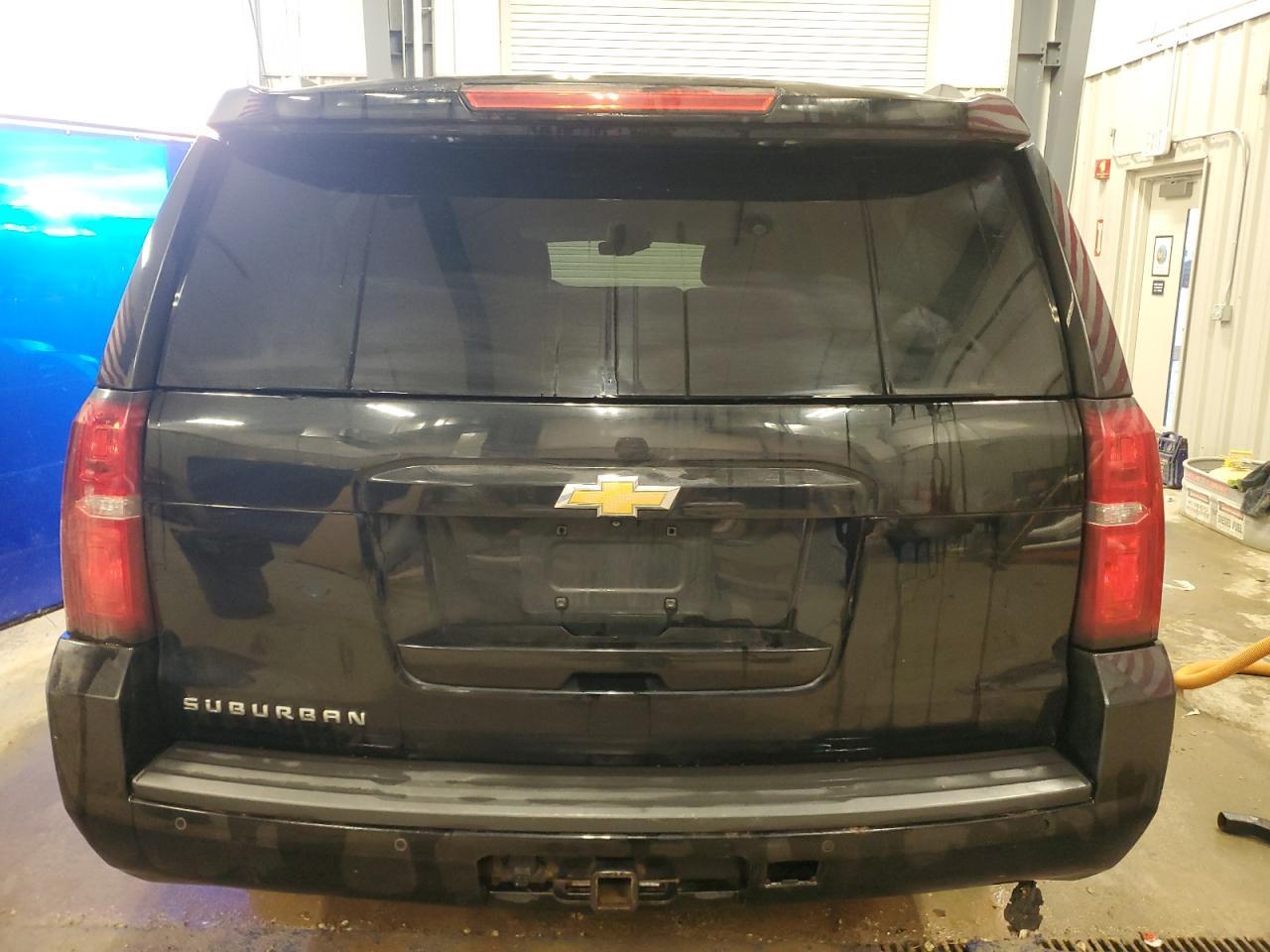 2017 Chevrolet Suburban K1500 Lt - Фото 6