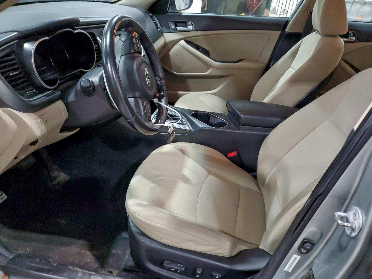 2014 Kia Optima Hybrid - Image 7