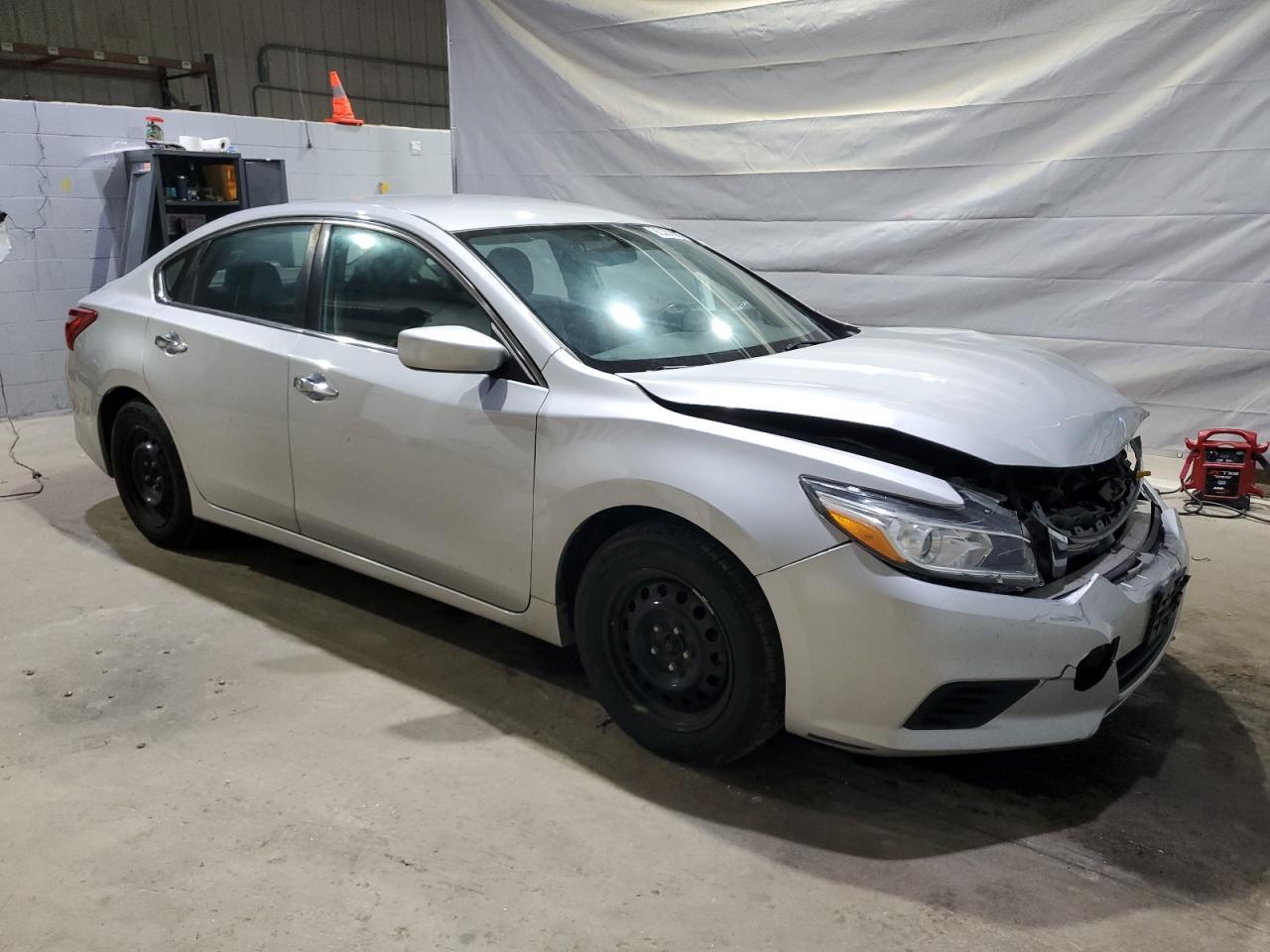 2017 Niss Altima 2.5 S - Фото 4