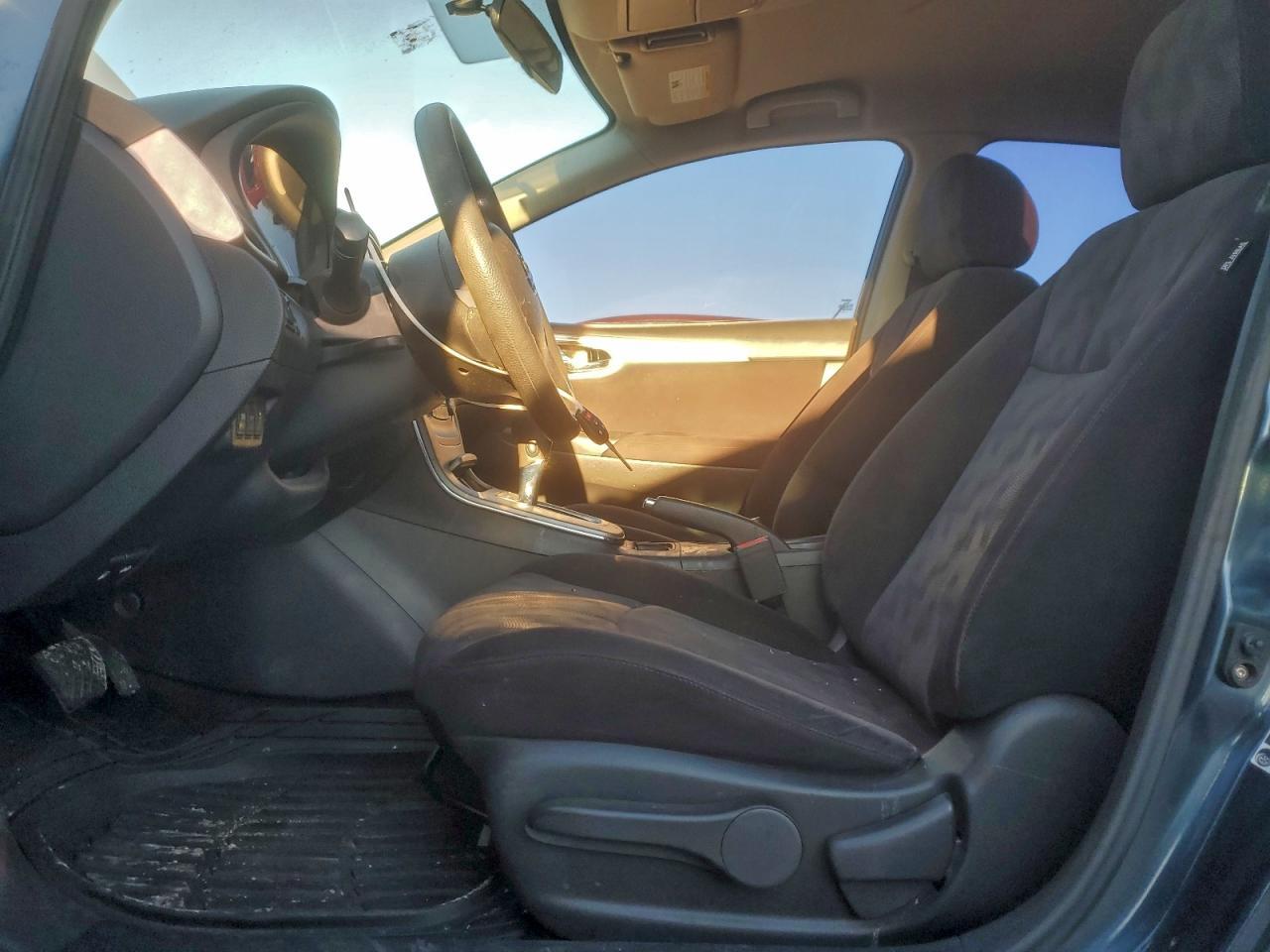 2013 Nissan Sentra S - Image 7
