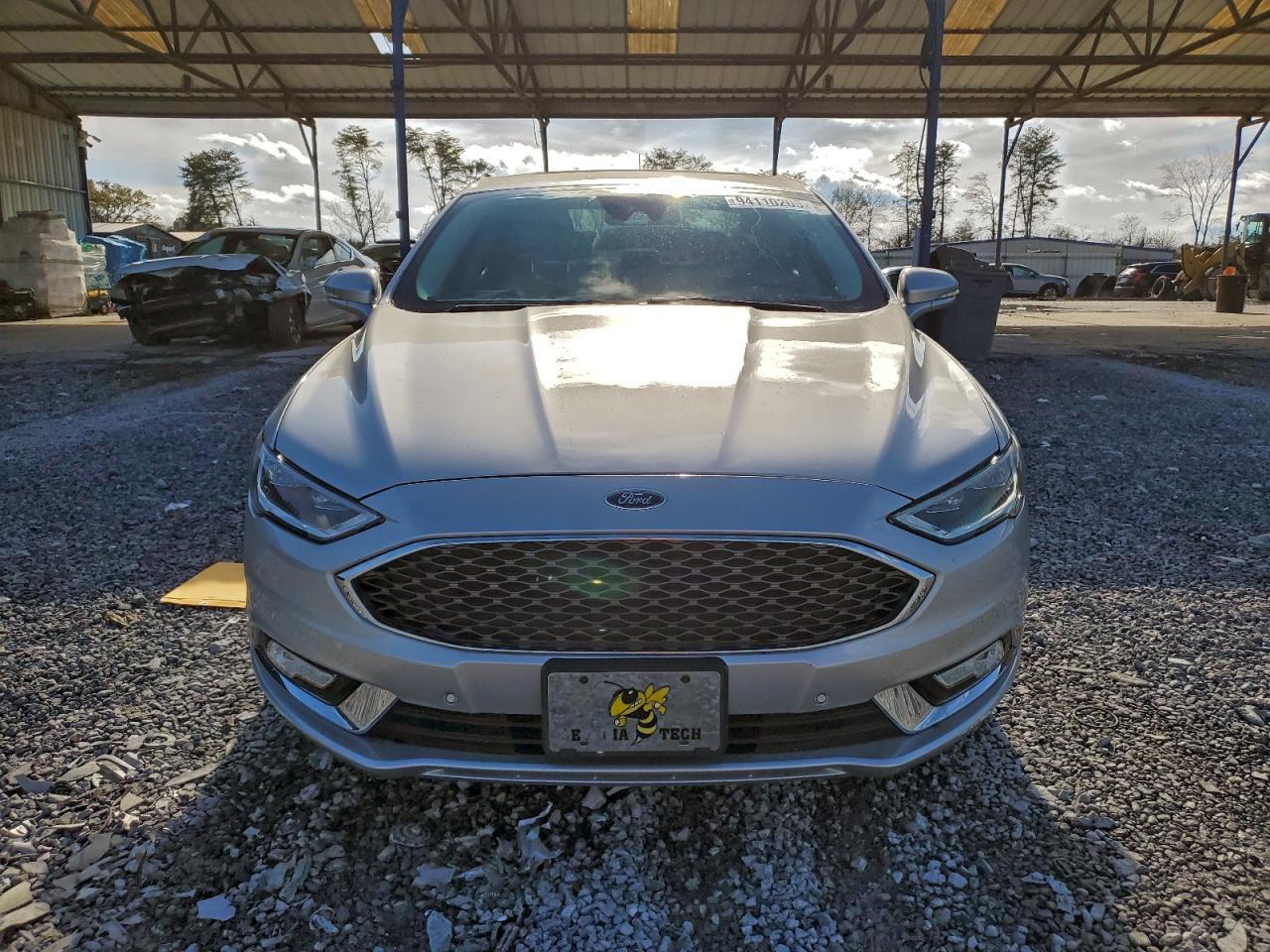 2017 Ford Fusion Titanium Hev - Фото 5