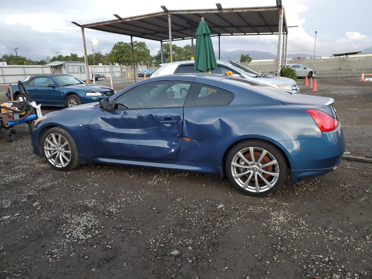 2008 Infiniti G37 Base - Image 2