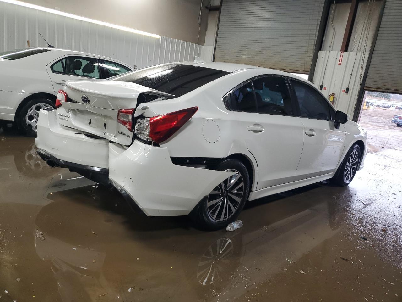 2018 Subaru Legacy 2.5I Premium - Фото 3