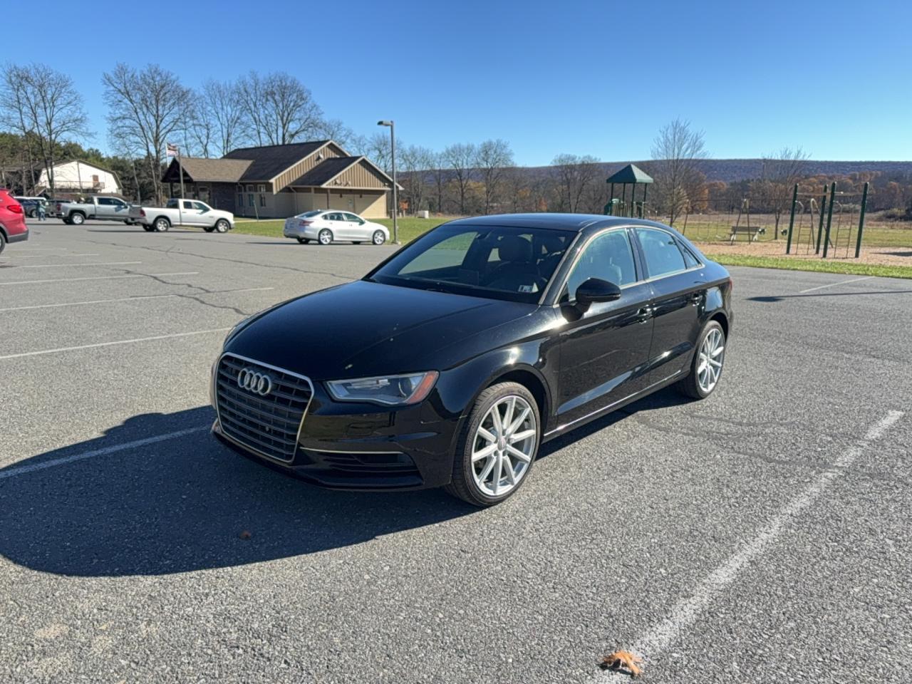 2015 Audi A3 Premium - Фото 2