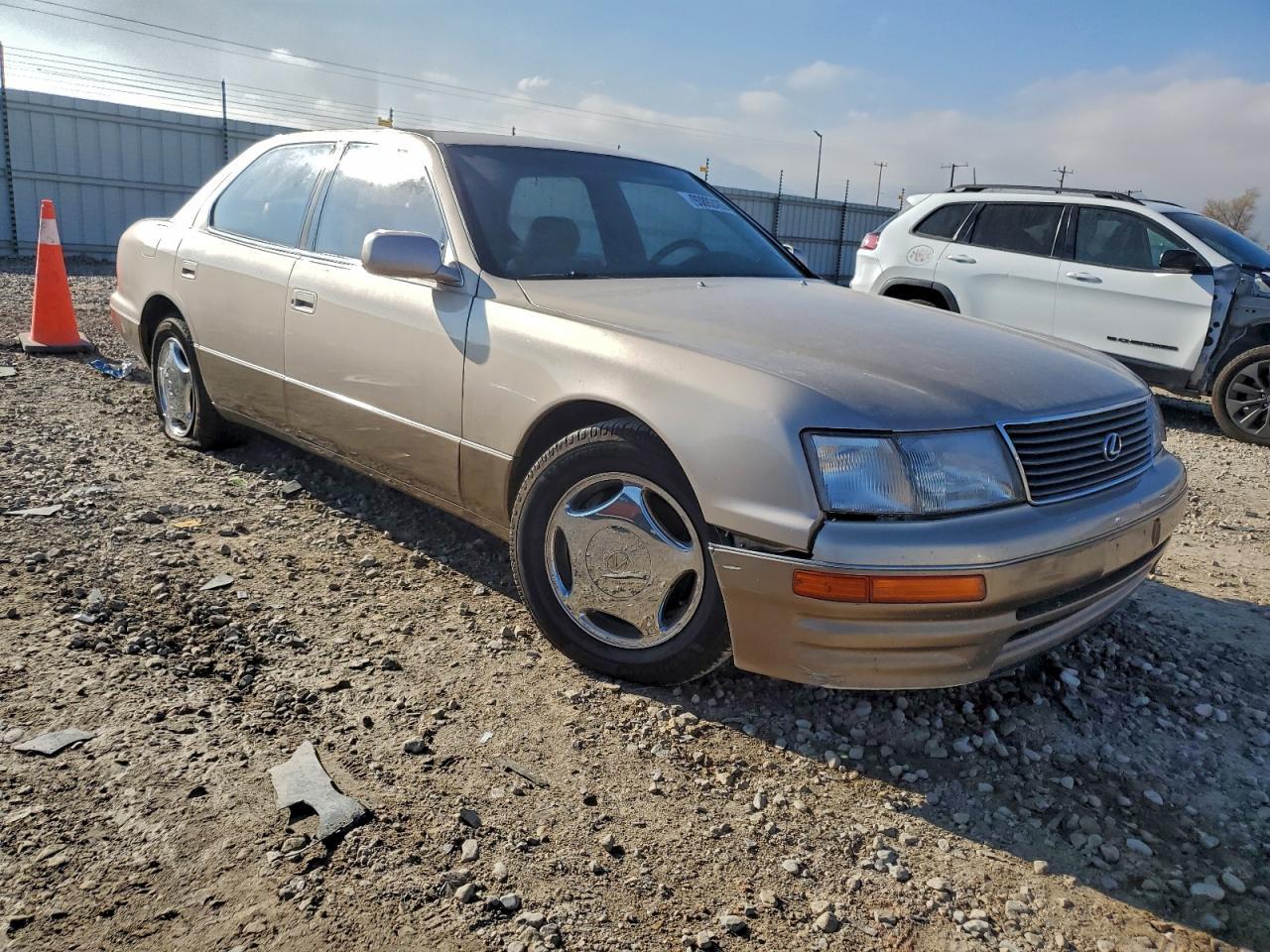 1995 Lexus Ls 400 - Фото 4