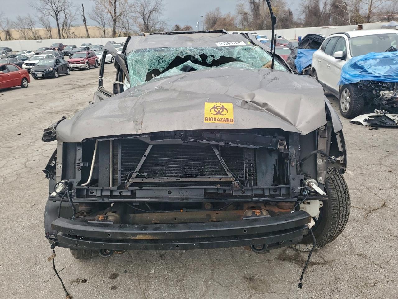 2012 Chevrolet Suburban K1500 Lt - Image 5