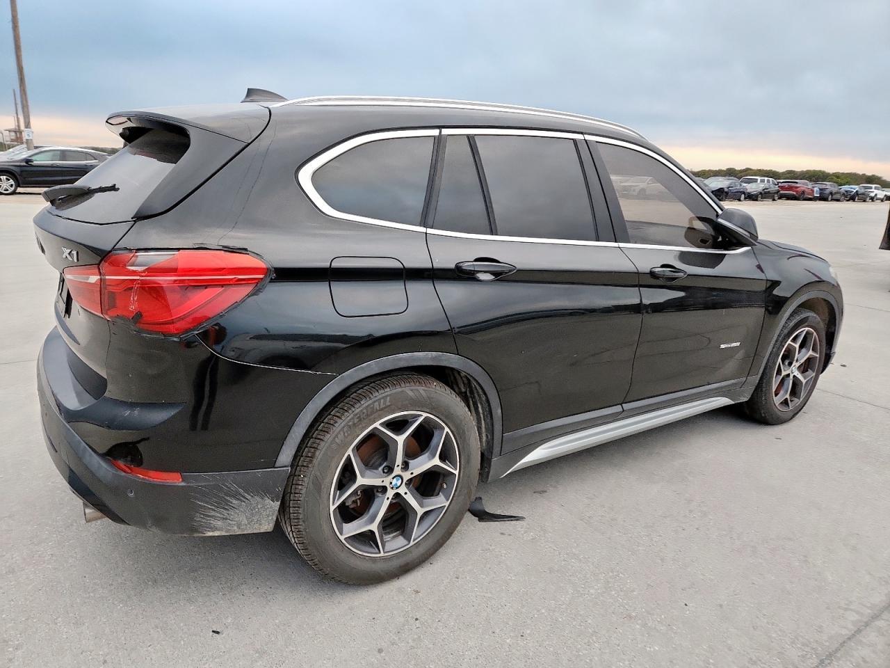 2018 BMW X1 Sdrive28I - Image 3