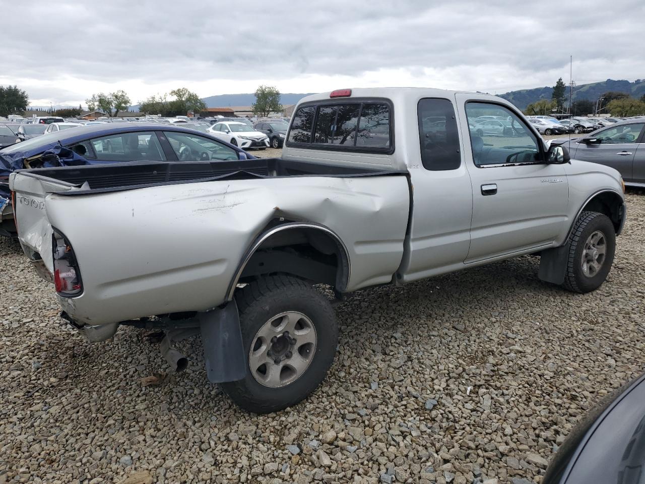 2000 Toyota Tacoma Xtracab Prerunner - Image 3