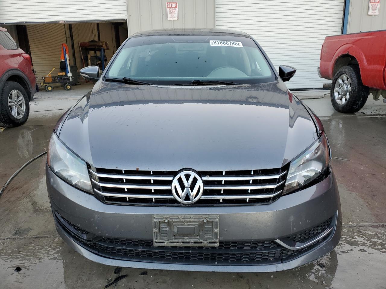 2012 Volkswagen Passat Se - Image 5