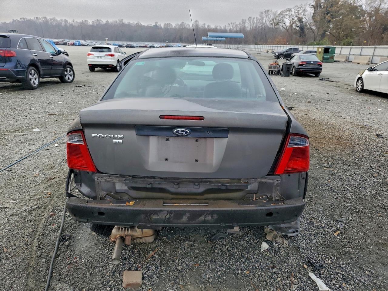 2007 Ford Focus Zx4 - Фото 6