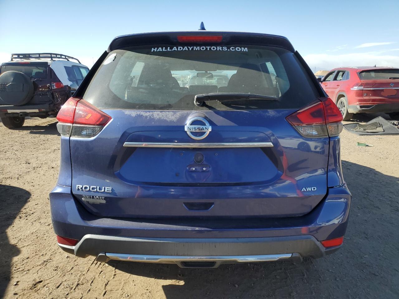 2017 Nissan Rogue S - Image 6