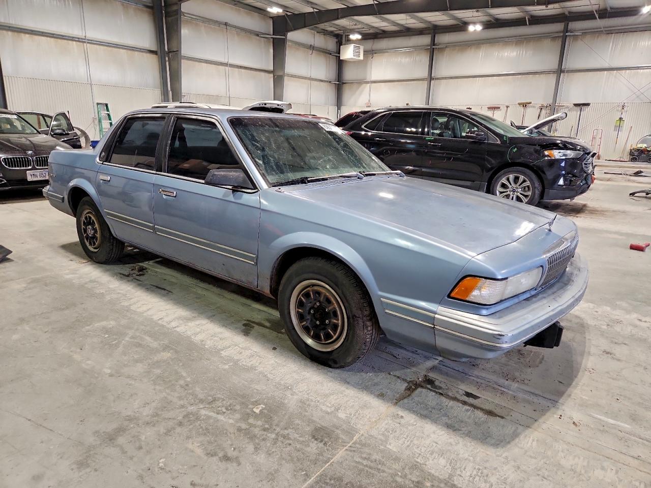 1993 Buick Century Special - Фото 4