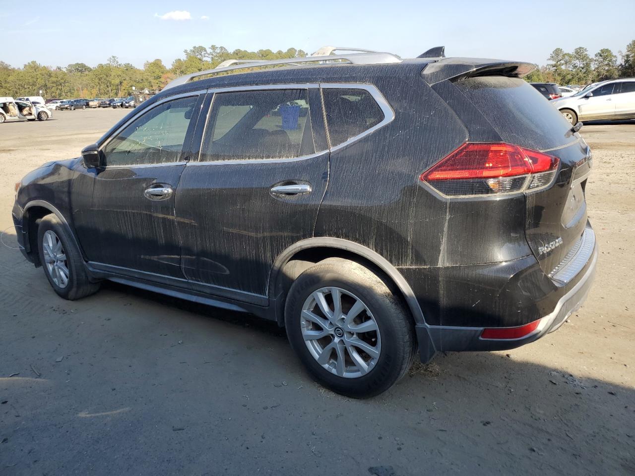 2017 Nissan Rogue S - Image 2