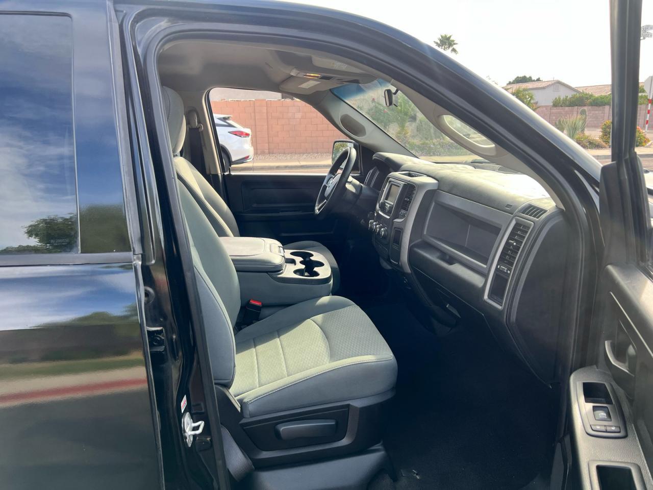 2019 Ram 1500 Classic Tradesman - Фото 5