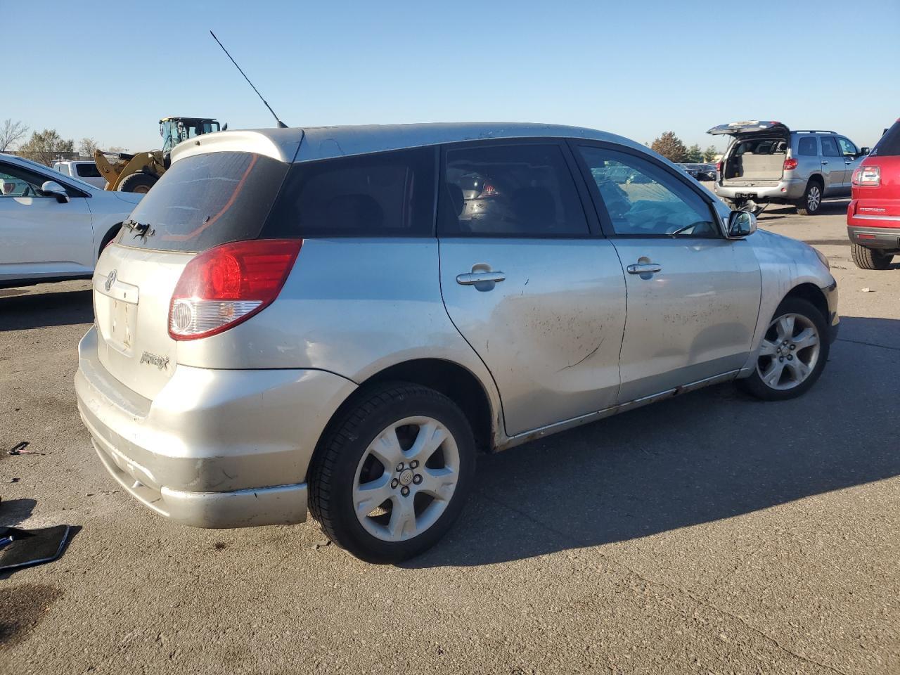 2004 Toyota Corolla Matrix Xr - Фото 3