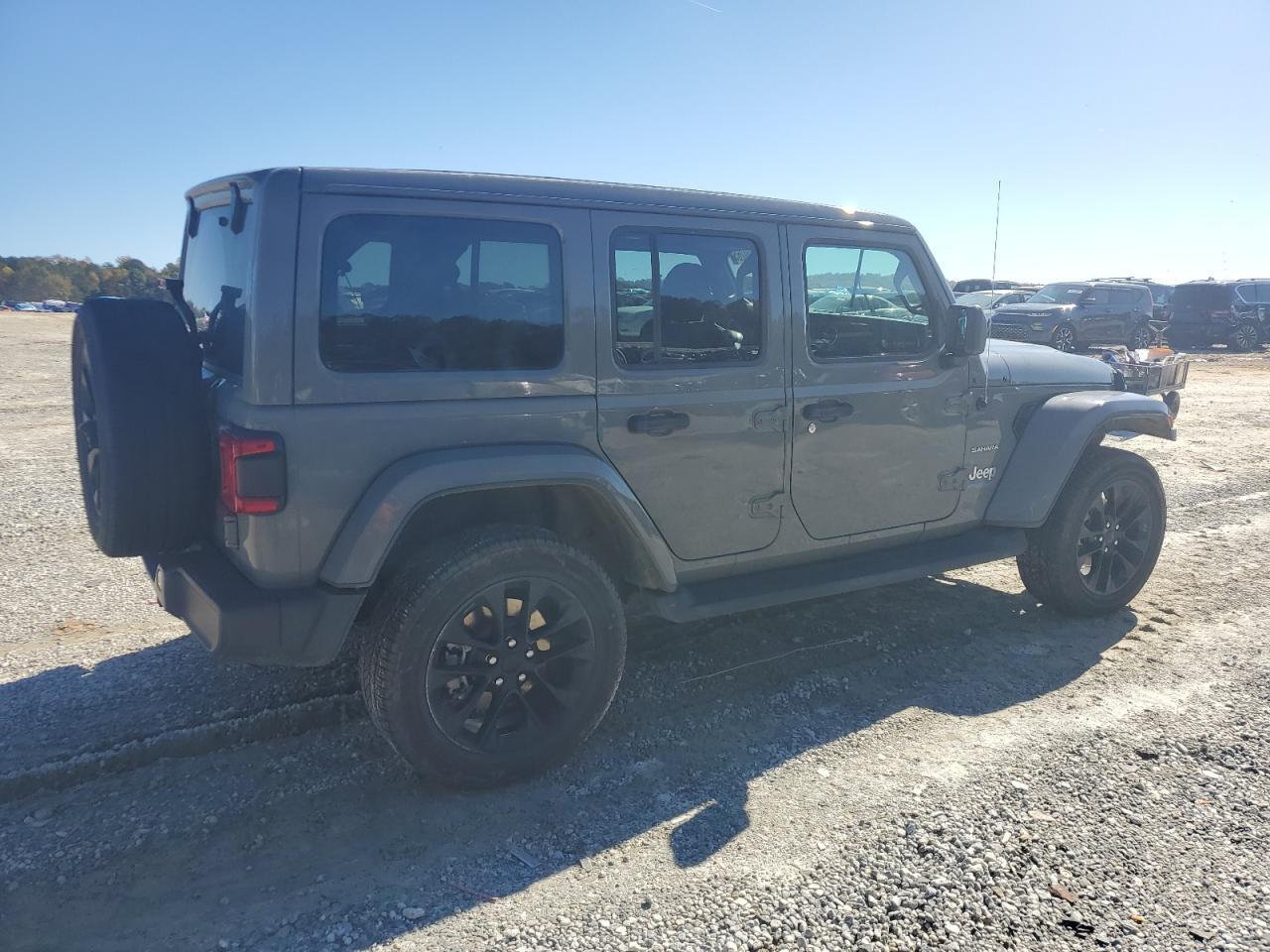 2022 Jeep Wrangler Unlimited Sahara 4Xe - Фото 3